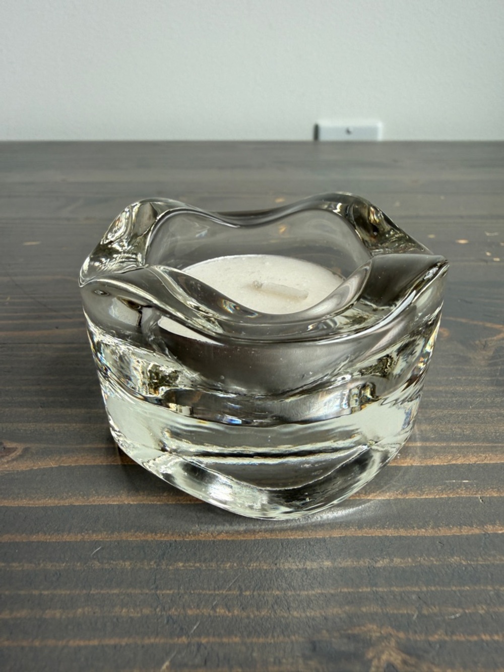Vintage Pier 1 wavy glass tea light candle holder